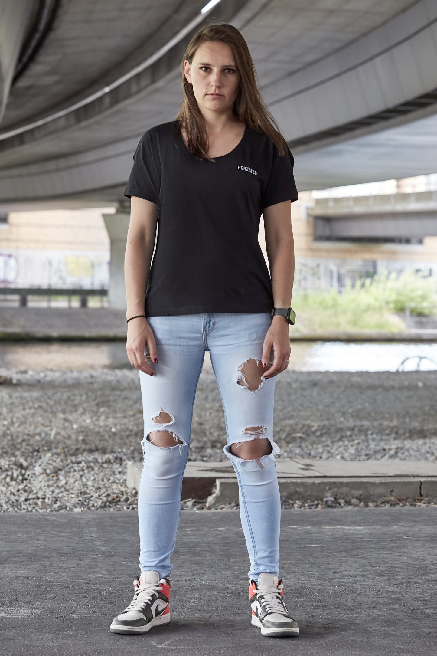 T-Shirt »Läuft, Girl.« – schwarz